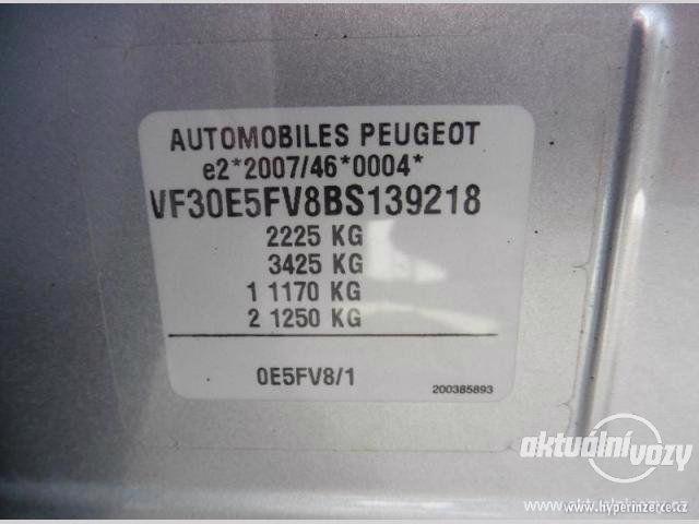 Peugeot 5008 1.6, benzín, r.v. 2011 - foto 9