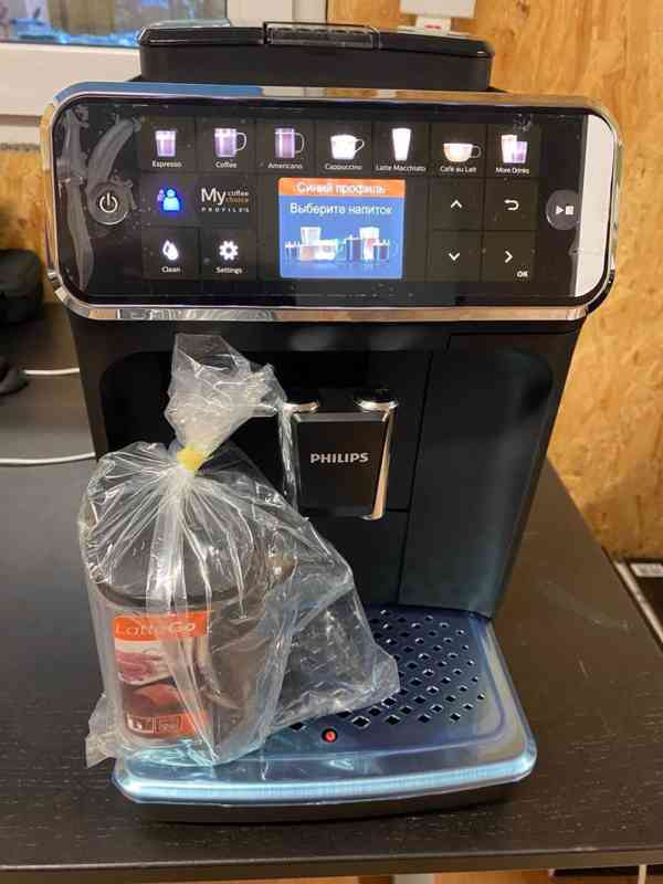 Kávovar Philips Series 5400 Lattego