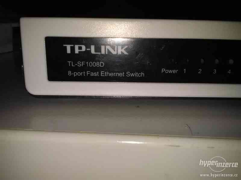 TL-SF 1008D, 8-port Fast Ethernet Switch - foto 1