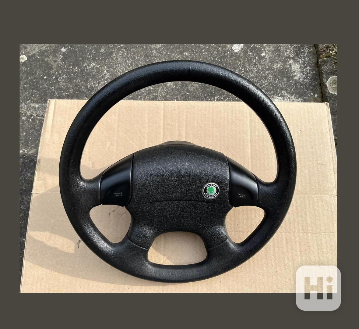 Čtyřramenný volant Škoda FELICIA - foto 1