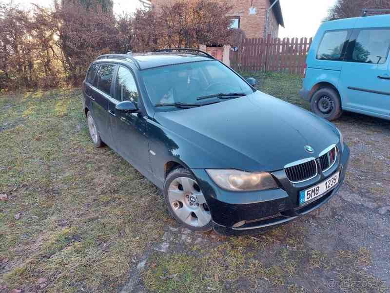 BMW Řada 3 2,0   320d touring - foto 4