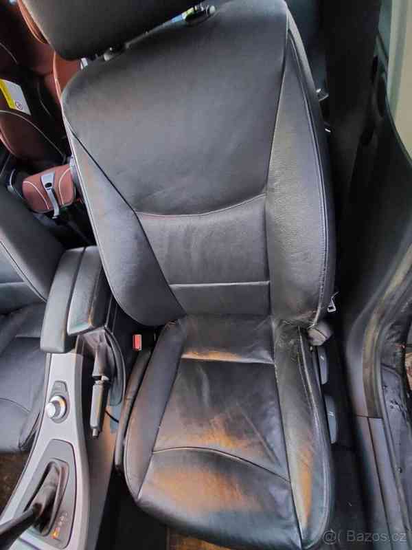 BMW Řada 3 2,0   320d touring - foto 14