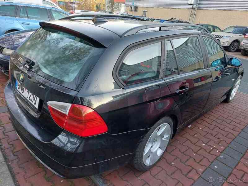 BMW Řada 3 2,0   320d touring - foto 6