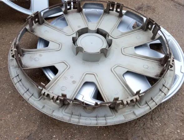 Poklice Ford, 4M51-1000-BB - foto 3