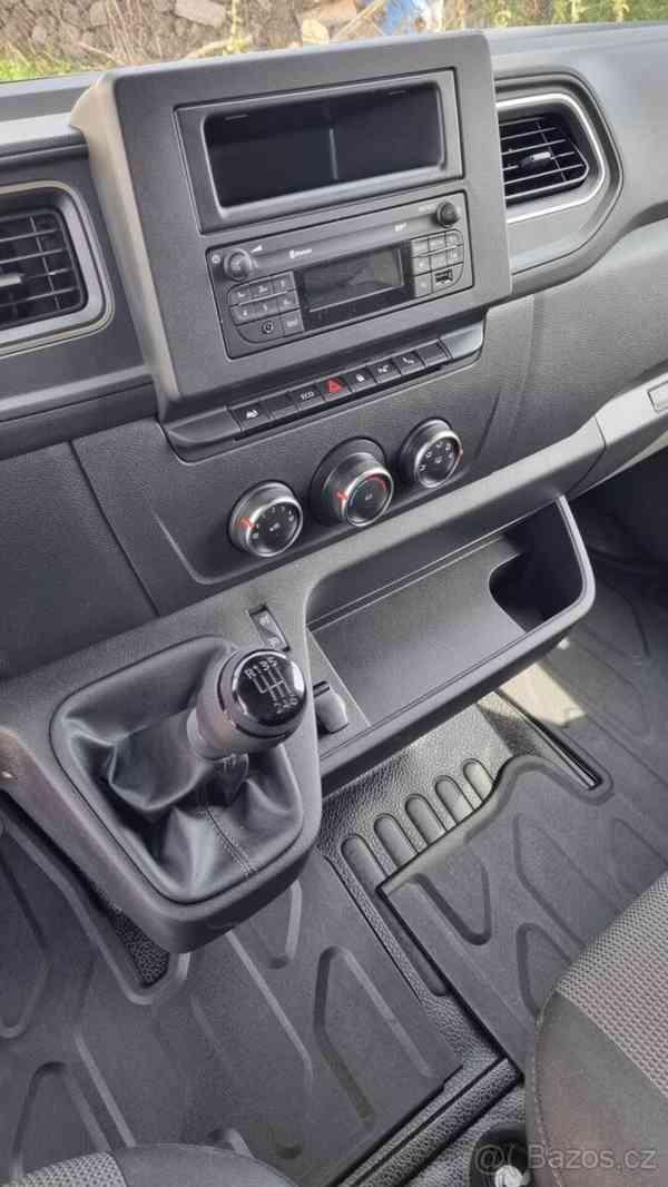 Renault Master 2,3 dCi 132 kW, 6 987 km - foto 5