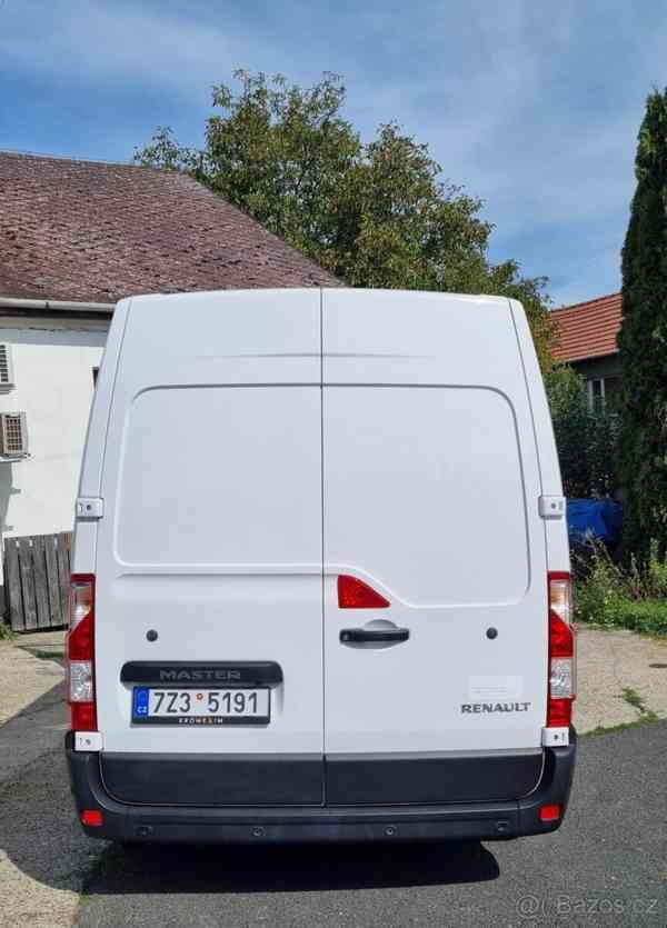 Renault Master 2,3 dCi 132 kW, 6 987 km - foto 9