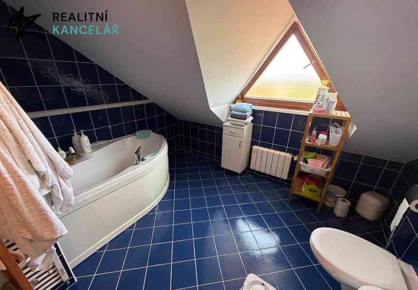 Prodej vícegeneračního domu 350 m², pozemek 780 m² - foto 18