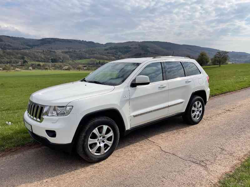 Jeep Grand Cherokee 3.0 CRD Laredo Automatik/AHK  - foto 2