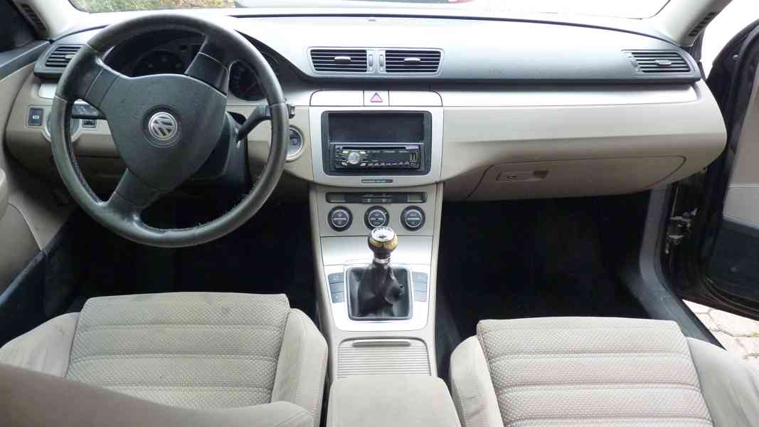 prodej VOLKSWAGEN PASSAT VARIANT - foto 3