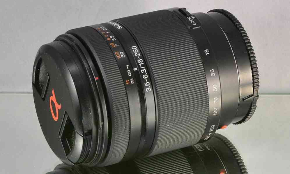 Sony DT 18-250mm 3.5-6.3 *APS-C 13,9x*A-mount* - foto 5