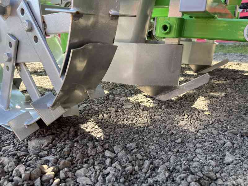 sazeč brambor BOMET 2 řádky - foto 6