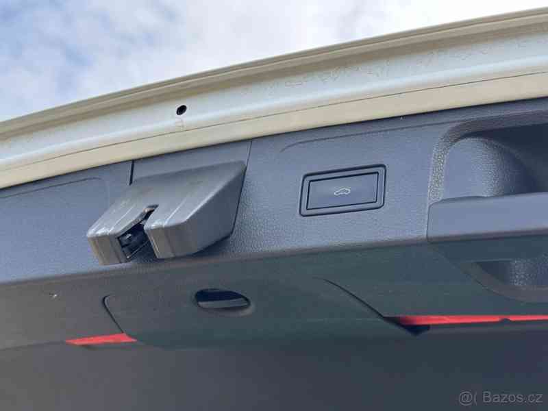 Volkswagen Passat 2,0   B8 Alltrack - foto 14