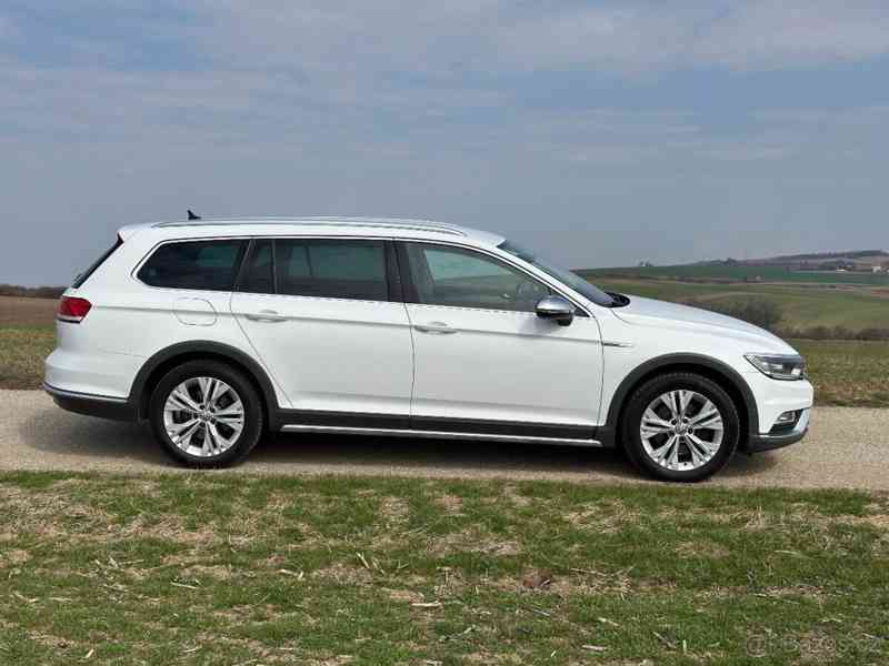 Volkswagen Passat 2,0   B8 Alltrack - foto 4