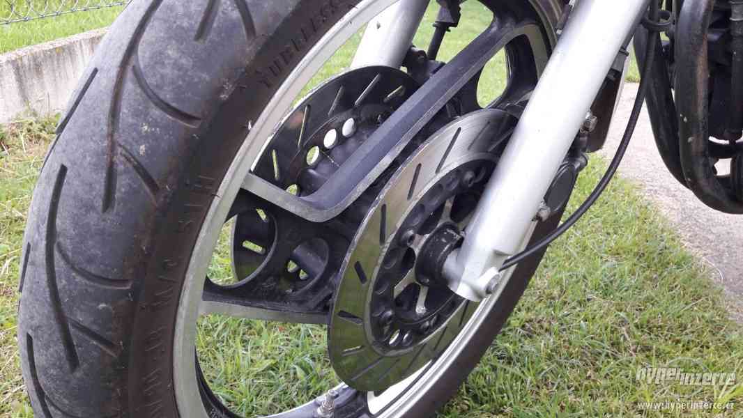 YAMAHA XJ 600 - foto 6