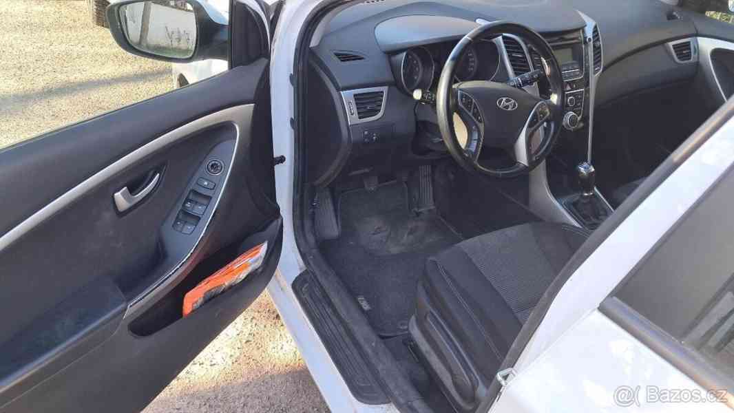 Hyundai i30 Osobni automobil - foto 8