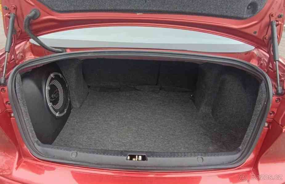 Mitsubishi Lancer 1,8   MIVEC - foto 9