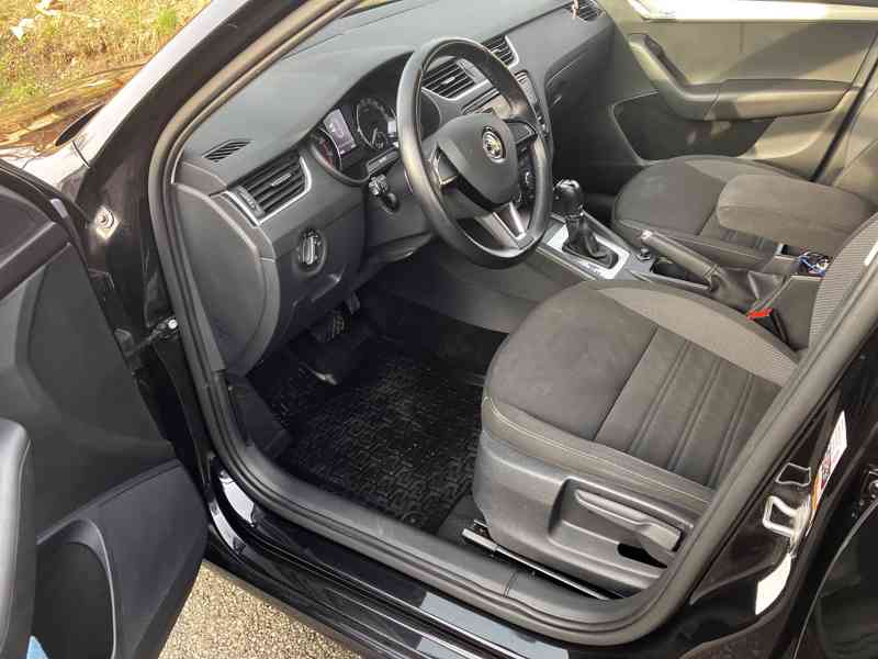 Škoda Octavia 1,5 TSI Ambition-Nutno vidět - foto 7