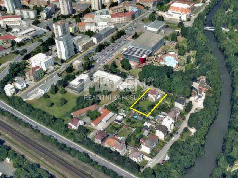 Prvorepubliková vila Pardubice centrum - foto 15