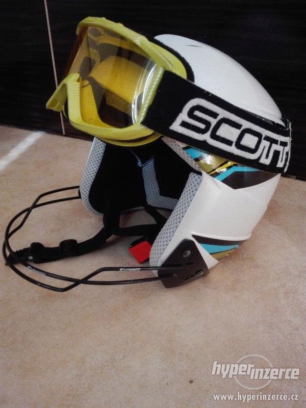 Prodám lyžařskou helmu Scott - foto 1