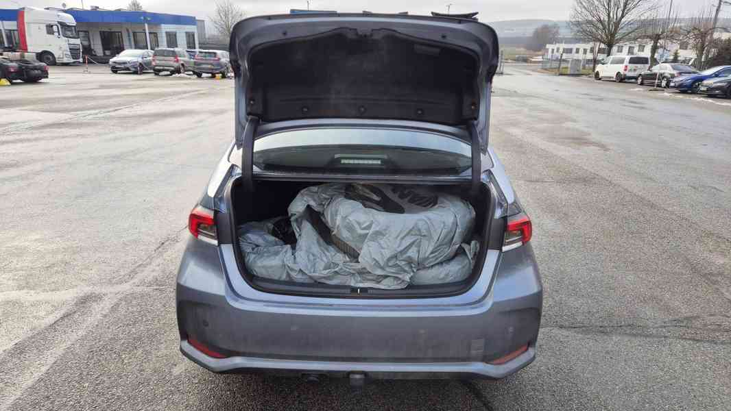 TOYOTA Corolla 1.8 Comfort - foto 15