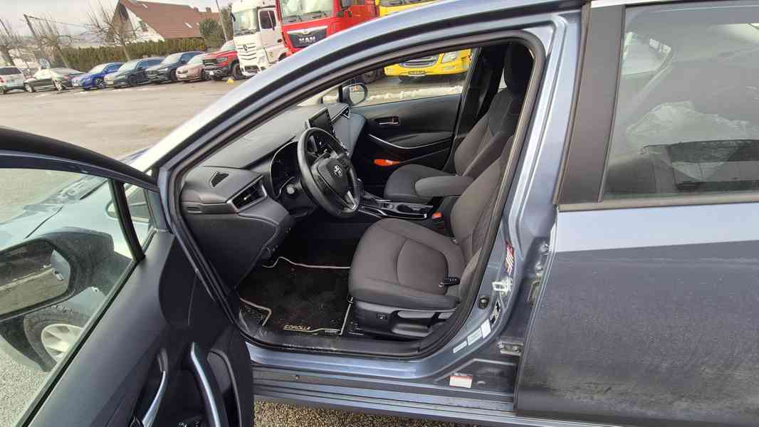 TOYOTA Corolla 1.8 Comfort - foto 11