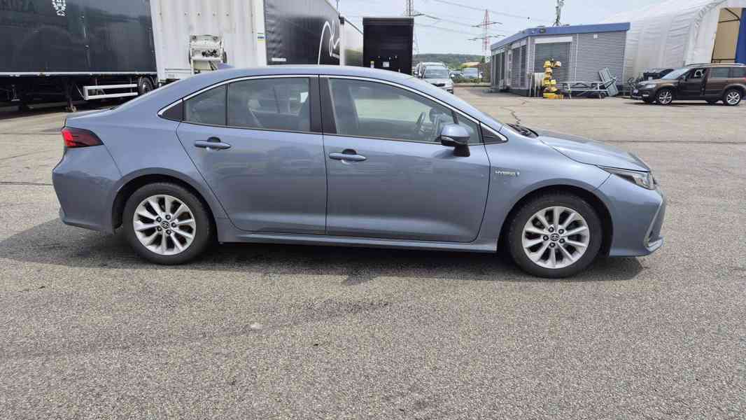 TOYOTA Corolla 1.8 Comfort - foto 6