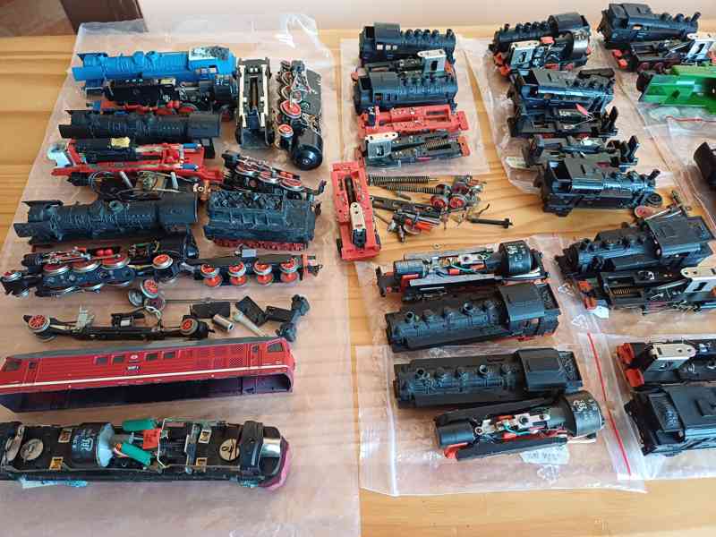 Mašinky na náhradní díly.  TT - foto 6