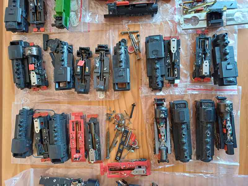 Mašinky na náhradní díly.  TT - foto 3