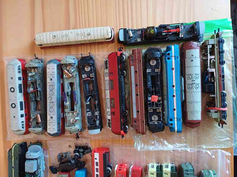 Mašinky na náhradní díly.  TT - foto 5