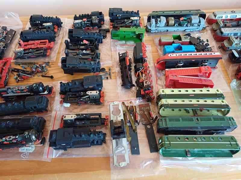 Mašinky na náhradní díly.  TT - foto 7