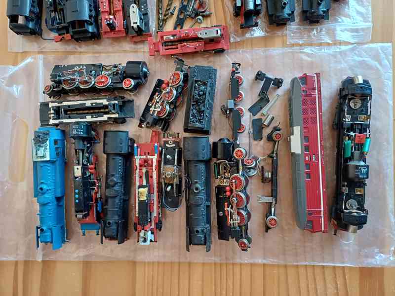 Mašinky na náhradní díly.  TT - foto 2