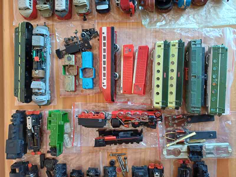 Mašinky na náhradní díly.  TT - foto 4