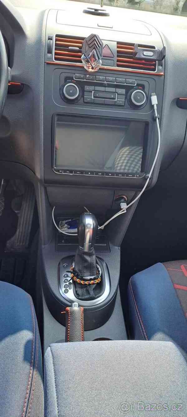 Volkswagen Touran 1,6   tdi dsg - foto 9