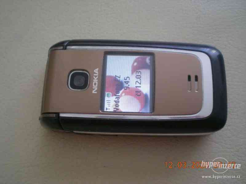 Nokia 6125 - "véčkové" mobilní telefony z r.2006 - foto 2