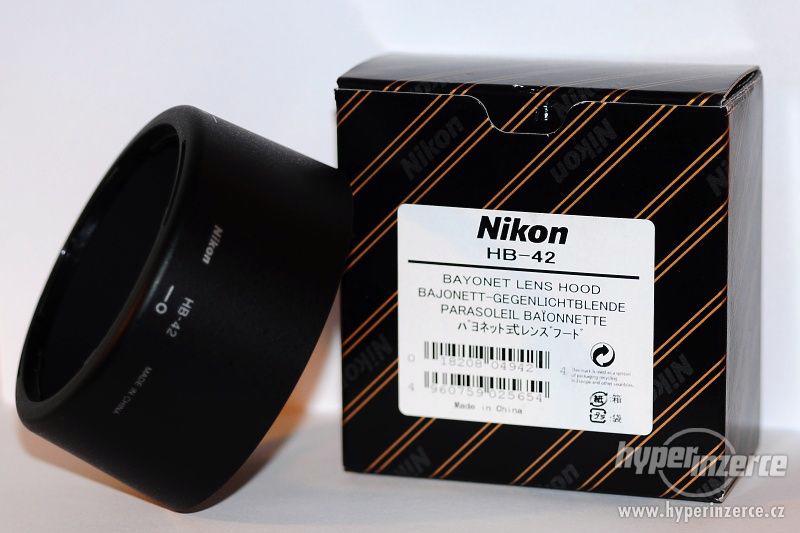 Nikon HB-42 bajonetová sluneční clona 62mm - foto 1
