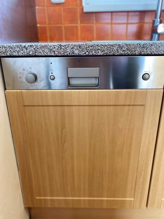 PRONÁJEM PROSTORNÉHO BYTU 3+1 V IVANČICÍCH U BRNA - foto 12