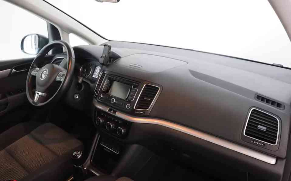 Volkswagen Sharan 2.0 TDI 4MOT Comfortline 103kw - foto 24
