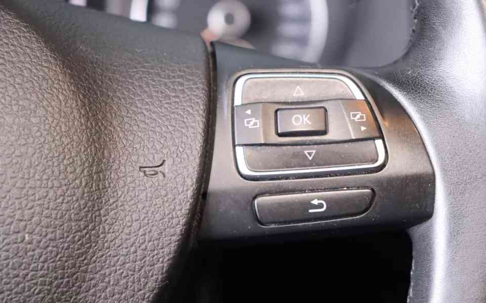 Volkswagen Sharan 2.0 TDI 4MOT Comfortline 103kw - foto 27