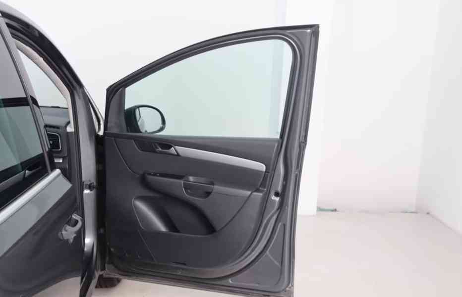 Volkswagen Sharan 2.0 TDI 4MOT Comfortline 103kw - foto 23
