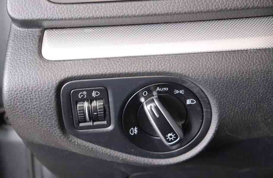 Volkswagen Sharan 2.0 TDI 4MOT Comfortline 103kw - foto 25