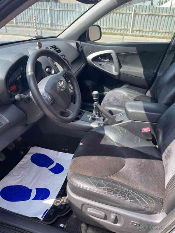 Toyota RAV4 2,2 4x4, r.v.12/2012 ODPOČET DPH - foto 6