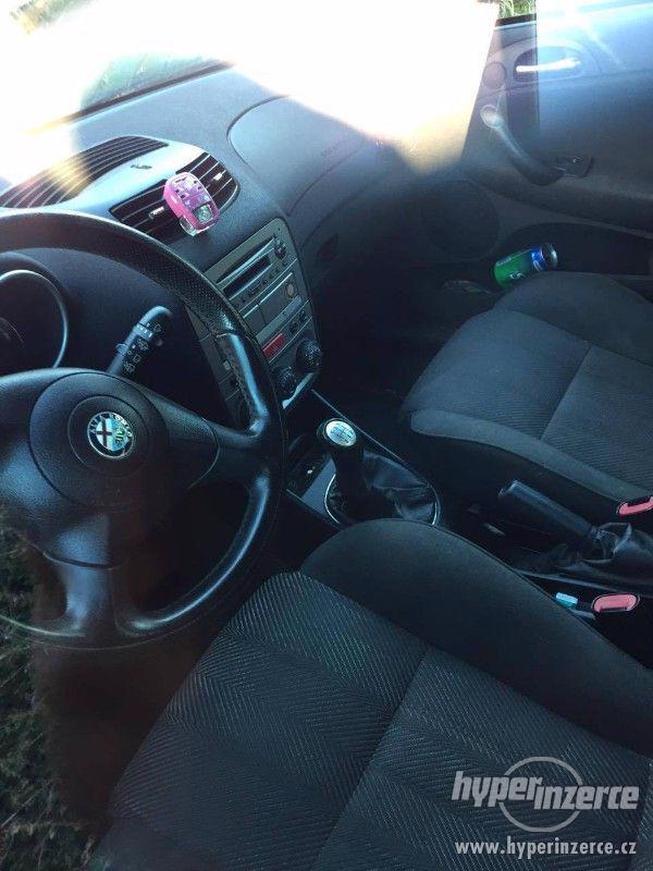 prodám ALFU ROMEO,147 TS,1.6 benzi,r.v.2001,stk do 2018 - foto 6