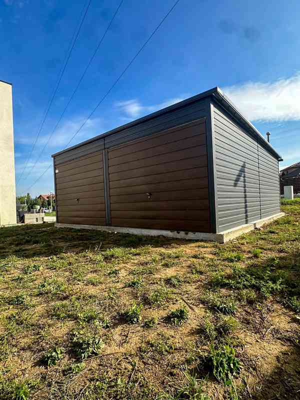 Plechova garáž 6x6m 2x  výklopná vrata -  dveře - Okno TS786 - foto 3