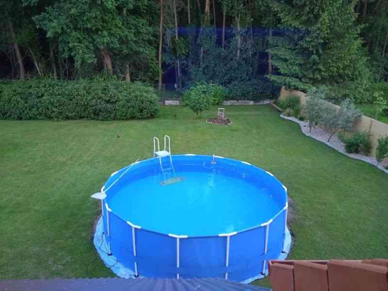 Garsonka-pokoj 22m, v  r. domě 1.patro s příslušenstvím - foto 26