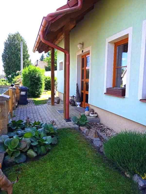 Garsonka-pokoj 22m, v  r. domě 1.patro s příslušenstvím - foto 20