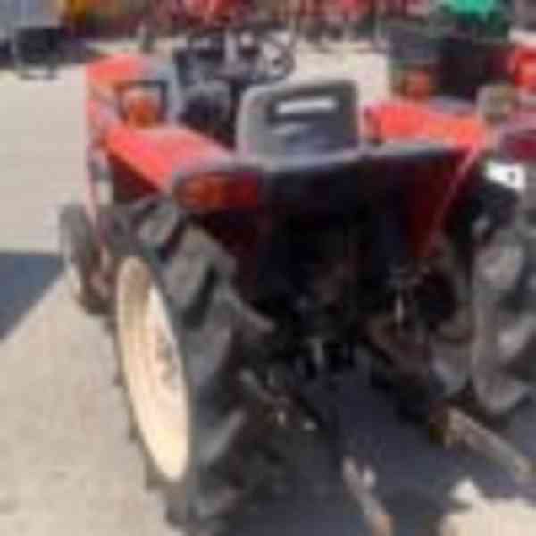 Traktor Yanmar YM22200 4X4 - foto 3