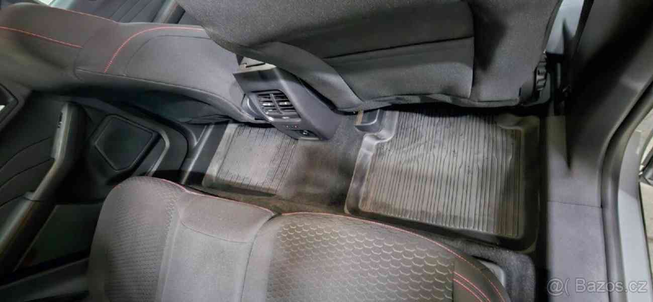 Ford Kuga ST Line 137kW,naj. 21.800km - foto 14