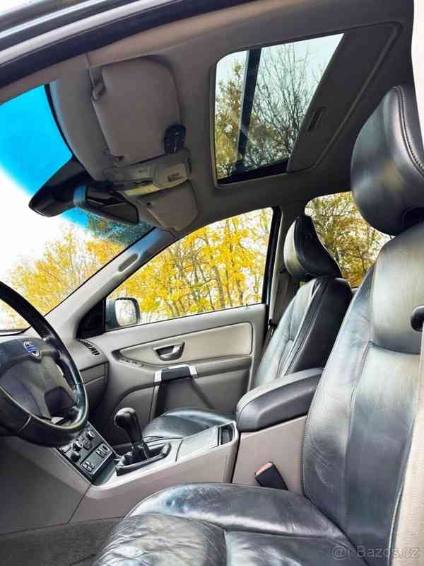 Volvo XC90 2,4   D AWD - foto 16