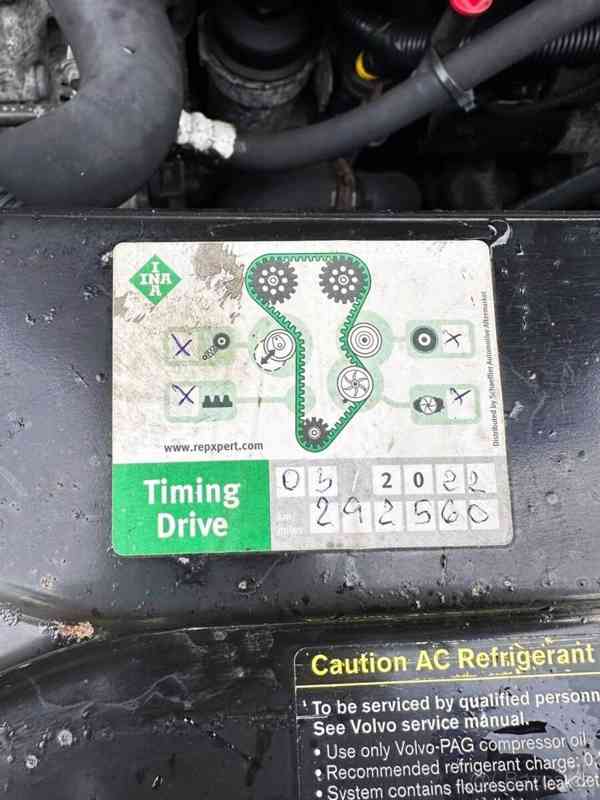 Volvo XC90 2,4   D AWD - foto 14