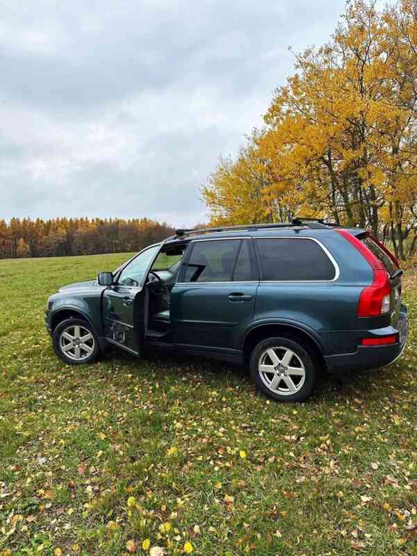 Volvo XC90 2,4   D AWD - foto 7